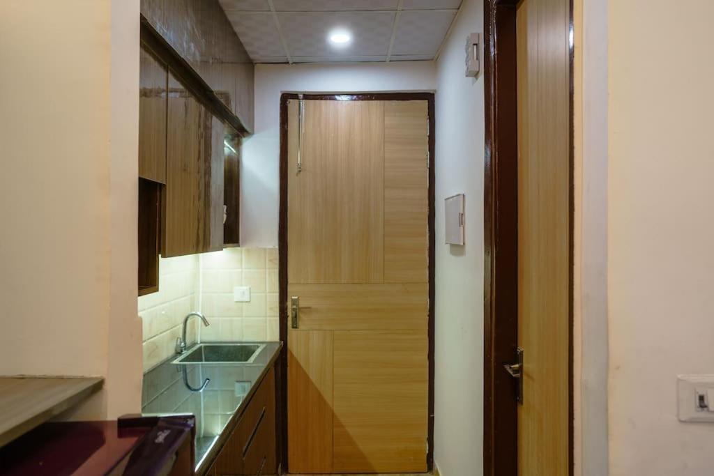 The City Escape Greater Noida Exterior photo